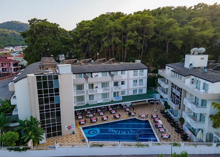 Viking Express Hotel Ξενοδοχείο με διαμερίσματα 4*