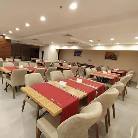 Viking Express Hotel 4* Κεμέρ