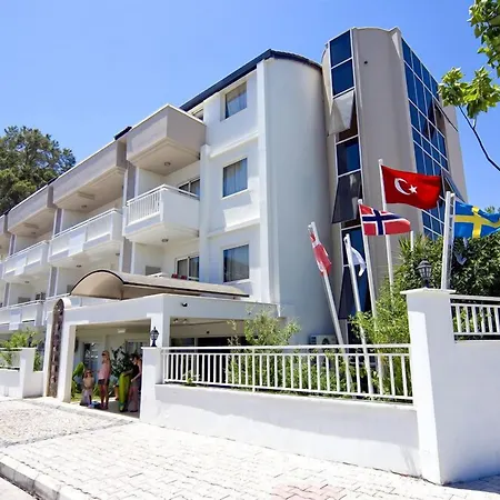 Viking Express Hotel Ξενοδοχείο με διαμερίσματα 4*