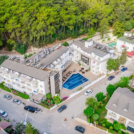 Ξενοδοχείο με διαμερίσματα Viking Express Hotel Κεμέρ