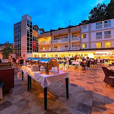 Ξενοδοχείο με διαμερίσματα Viking Express Hotel Κεμέρ