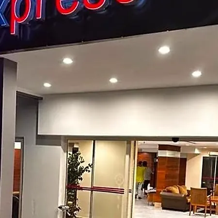 Viking Express Apartmanhotel 4*
